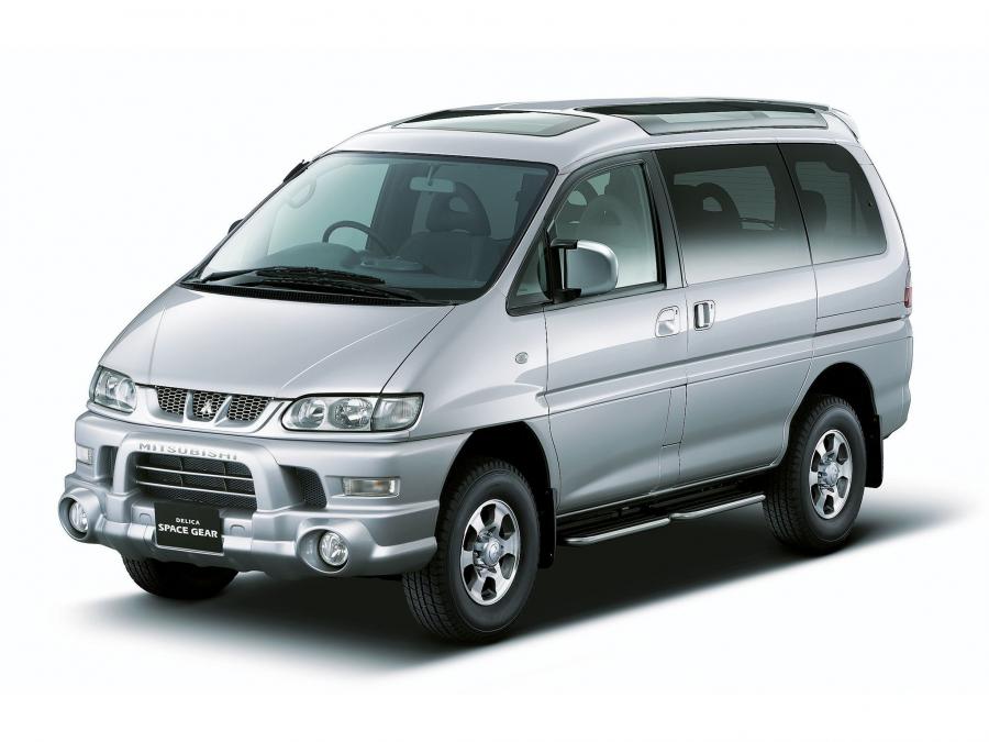 Mitsubishi Delica Space Gear 4WD 1997 года  (фото 8 из 10)